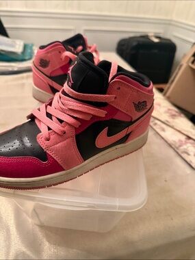 Jordan Kids' Mid Top Sneakers in Pink and Black
